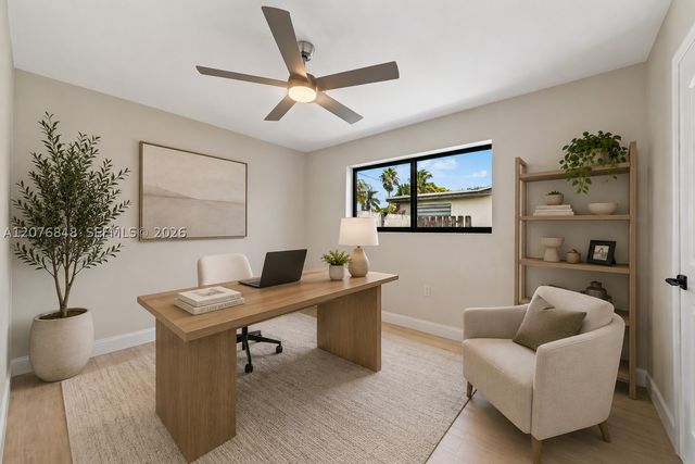 220 N 69th Ter, Hollywood, FL 33024