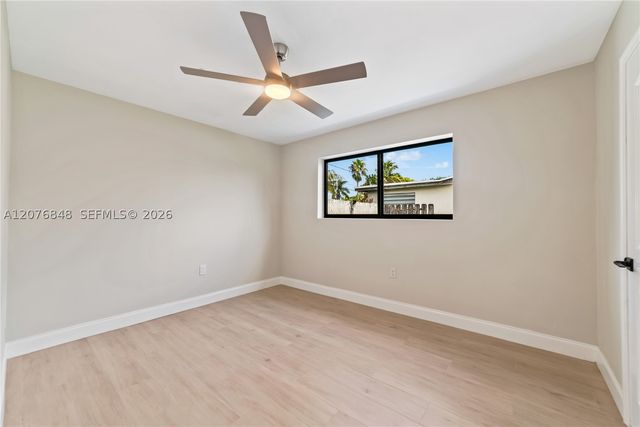 220 N 69th Ter, Hollywood, FL 33024