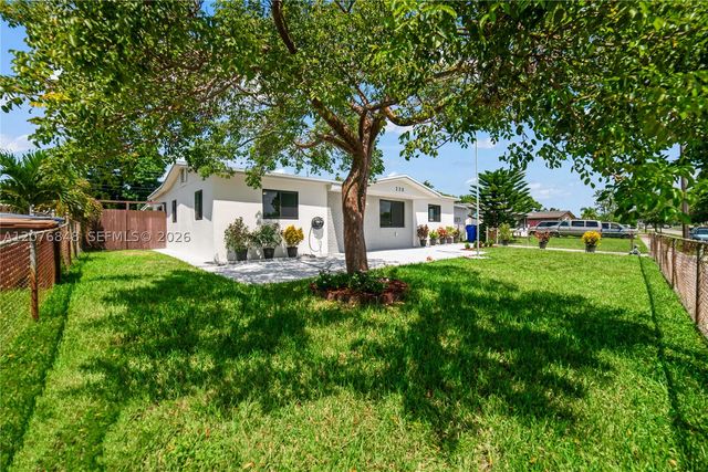 220 N 69th Ter, Hollywood, FL 33024
