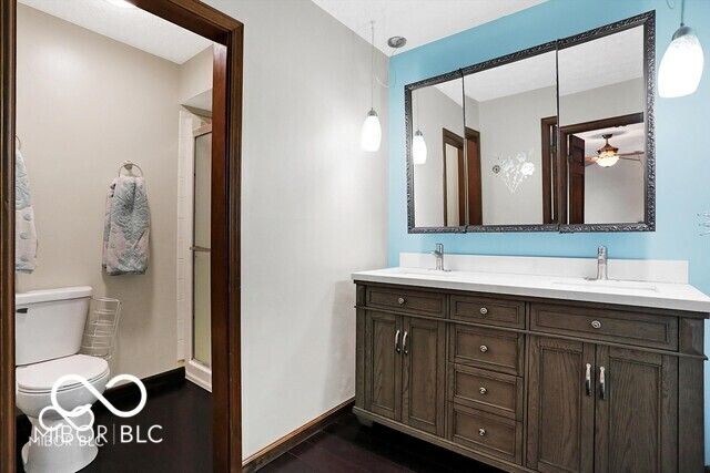 5272 N Graham Road, Whiteland, IN 46184