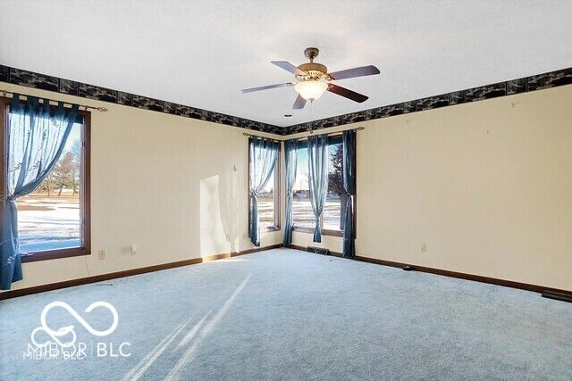 5272 N Graham Road, Whiteland, IN 46184