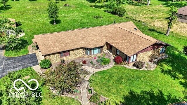 5272 N Graham Road, Whiteland, IN 46184