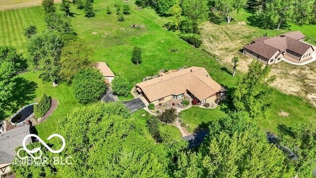 5272 N Graham Road, Whiteland, IN 46184