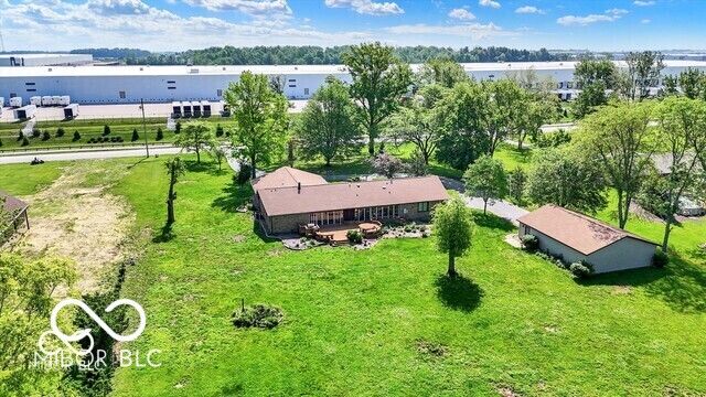 5272 N Graham Road, Whiteland, IN 46184