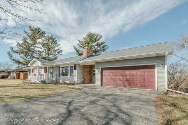 533 Bethany Road, Sycamore, IL 60178