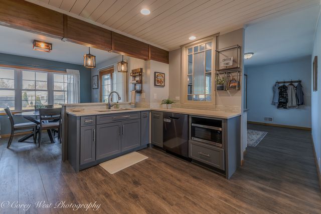 533 Bethany Road, Sycamore, IL 60178