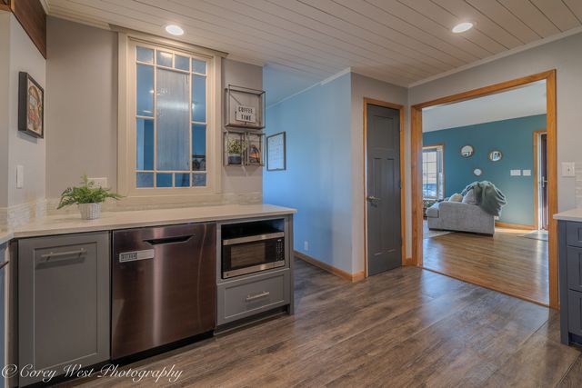 533 Bethany Road, Sycamore, IL 60178