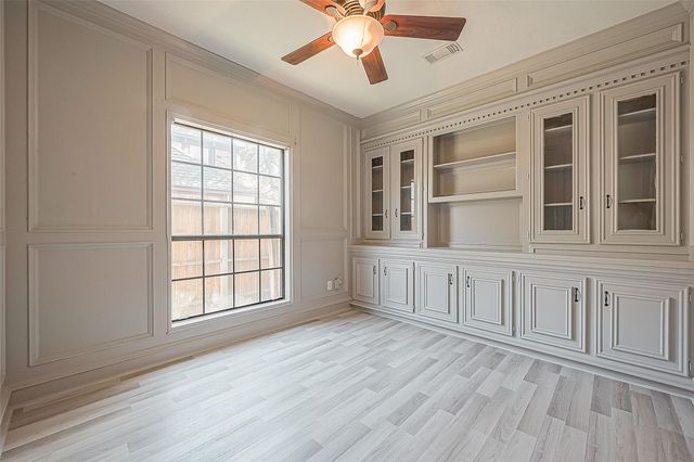 1015 Sugar Lakes Drive, Sugar Land, TX 77478
