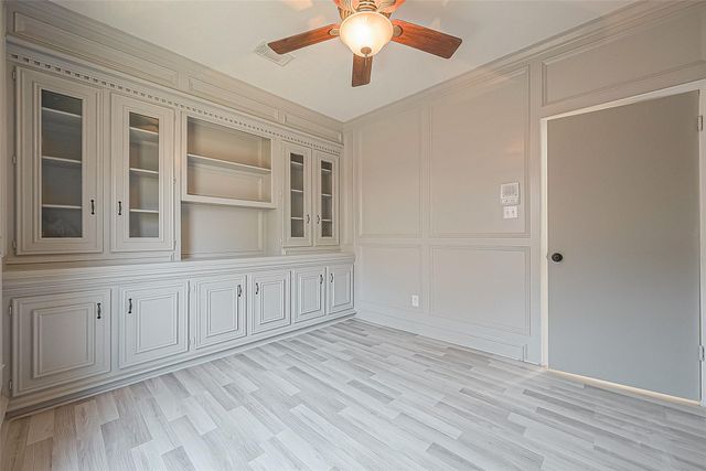 1015 Sugar Lakes Drive, Sugar Land, TX 77478