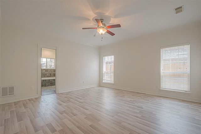 1015 Sugar Lakes Drive, Sugar Land, TX 77478