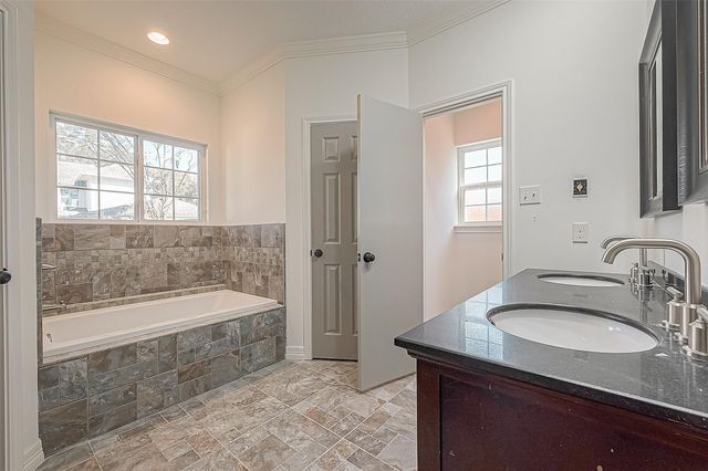 1015 Sugar Lakes Drive, Sugar Land, TX 77478