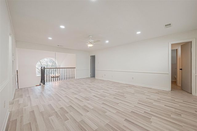 1015 Sugar Lakes Drive, Sugar Land, TX 77478