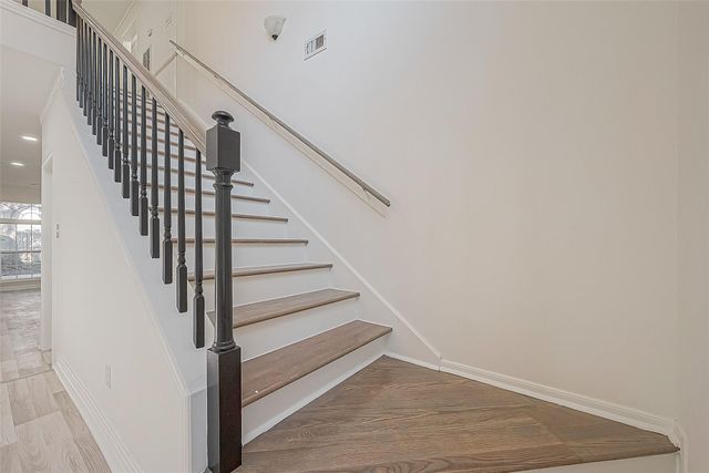 1015 Sugar Lakes Drive, Sugar Land, TX 77478