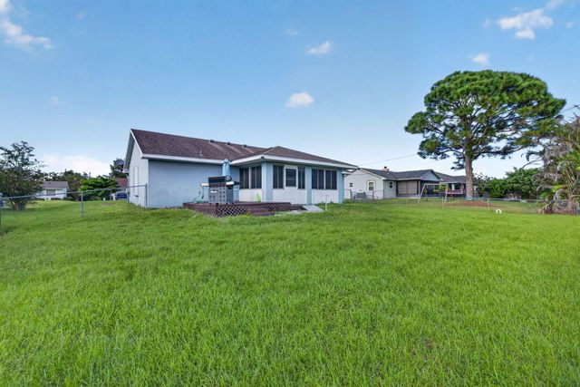 254 SW STARFISH Avenue, Port St. Lucie, Port St Lucie, FL 34984