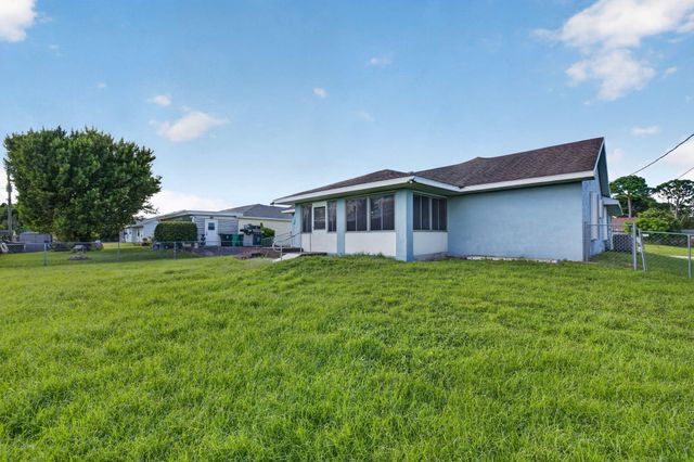 254 SW STARFISH Avenue, Port St. Lucie, Port St Lucie, FL 34984