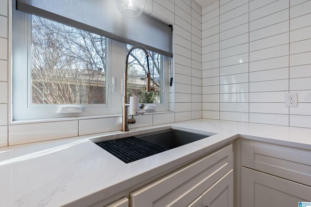 407 GREEN SPRINGS AVENUE S, Birmingham, AL 35205