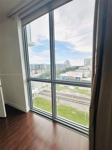 140 S Dixie Hwy 513, Hollywood, FL 33020