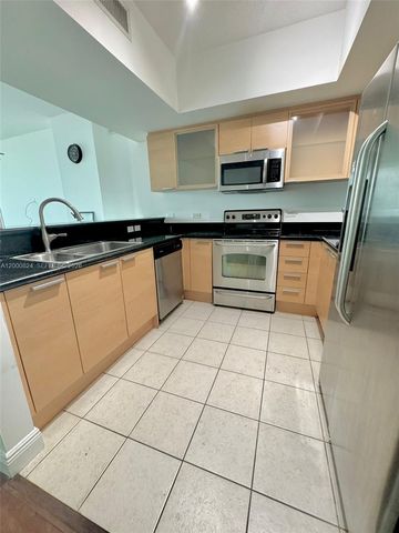 140 S Dixie Hwy 513, Hollywood, FL 33020