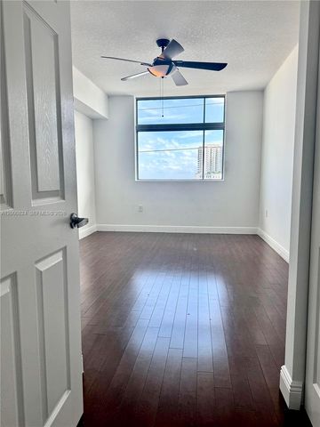 140 S Dixie Hwy 513, Hollywood, FL 33020