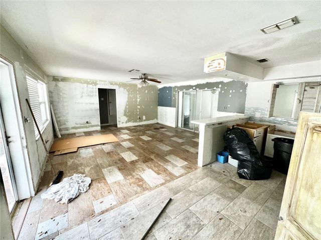 1703 CENTER ROAD, Terra Ceia, FL 34250