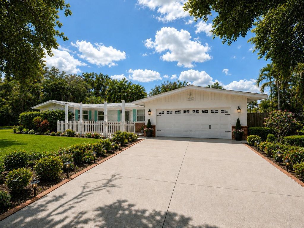 1703 CENTER ROAD, Terra Ceia, FL 34250