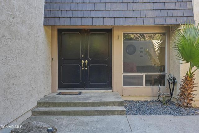 1530 Plumeria Circle, Thousand Oaks, CA 91360