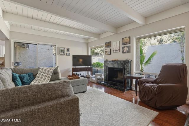 1530 Plumeria Circle, Thousand Oaks, CA 91360