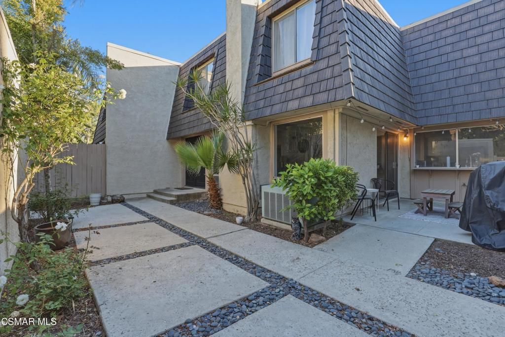 1530 Plumeria Circle, Thousand Oaks, CA 91360