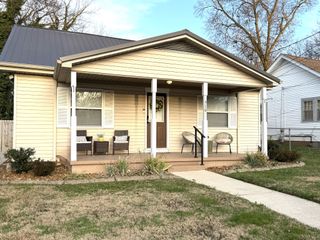 510 N Vine St, Winchester, TN 37398