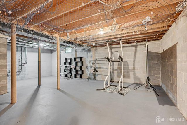 1 Mimosa Court, South Brunswick, NJ 08540