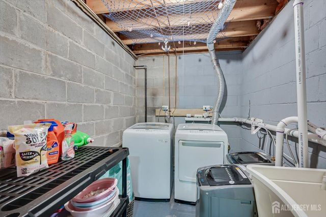 1 Mimosa Court, South Brunswick, NJ 08540