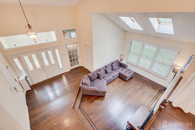 1 Mimosa Court, South Brunswick, NJ 08540
