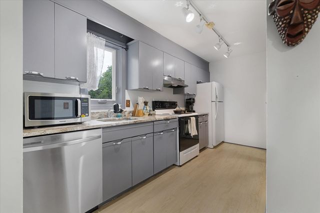 1199 Grafton St 92, Worcester, MA 01604