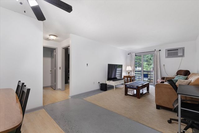 1199 Grafton St 92, Worcester, MA 01604