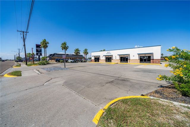 9512 S Padre Island Dr 106, Corpus Christi, TX 78418