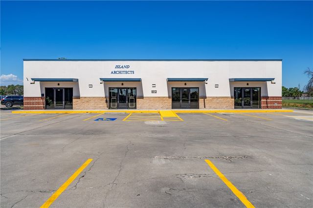 9512 S Padre Island Dr 106, Corpus Christi, TX 78418