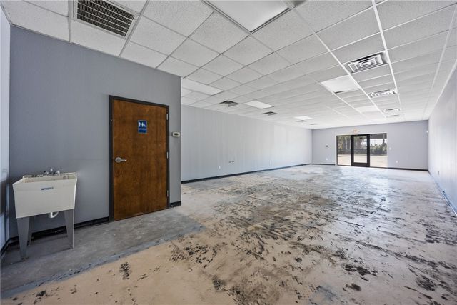 9512 S Padre Island Dr 106, Corpus Christi, TX 78418