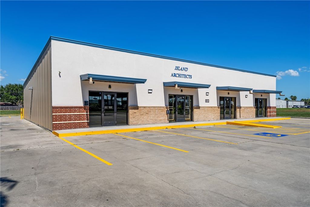 9512 S Padre Island Dr 106, Corpus Christi, TX 78418