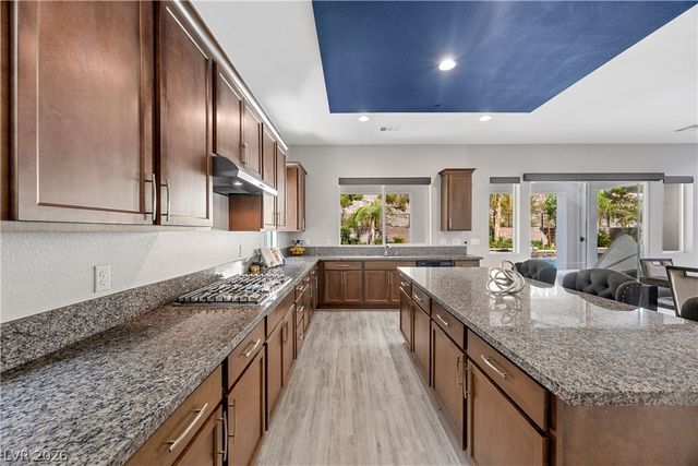 28 Vista Outlook Street, Henderson, NV 89011