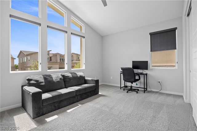 28 Vista Outlook Street, Henderson, NV 89011