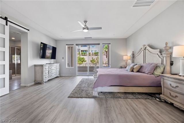 28 Vista Outlook Street, Henderson, NV 89011