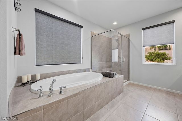 28 Vista Outlook Street, Henderson, NV 89011