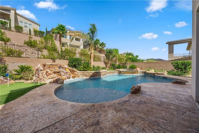 28 Vista Outlook Street, Henderson, NV 89011