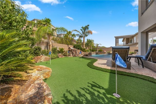 28 Vista Outlook Street, Henderson, NV 89011