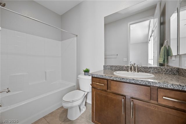 28 Vista Outlook Street, Henderson, NV 89011