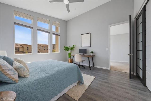 28 Vista Outlook Street, Henderson, NV 89011