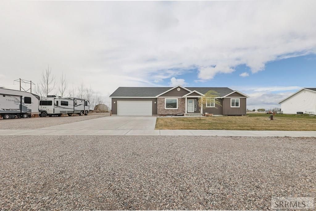 Image 3 of property listing at 179 N 4032 E, Rigby, ID 83442