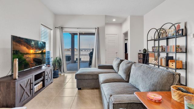 1824 Villa Contesa, Los Lunas, NM 87031