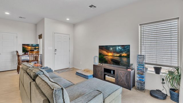 1824 Villa Contesa, Los Lunas, NM 87031