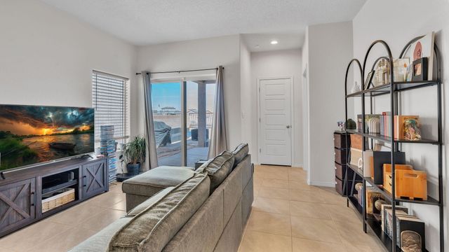 1824 Villa Contesa, Los Lunas, NM 87031